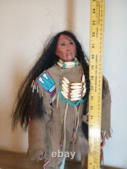 Poupée en porcelaine de chef indien amérindien faite main 22 pouces, prix de 2ème place