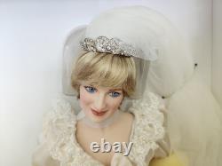 Poupée en porcelaine de collection Franklin Mint Princesse Diana robe de mariée bouquet neuve en boîte
