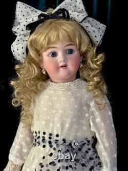 Poupée en porcelaine de collection allemande Simon Halbig Heinrich Handwerck, tête en biscuit, 28 pouces