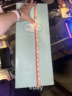 Poupée en porcelaine en édition limitée Vintage Rare MILESTONE Ashley 1155/6000