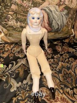 Poupée en porcelaine parienne vintage de 16 pouces Emma Clear, 1944