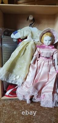 Poupée en porcelaine rare vintage collectionnable par la maison de parfum Roger & Gallet