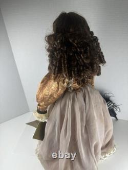 Poupée en porcelaine victorienne Corrine par Seymour Mann