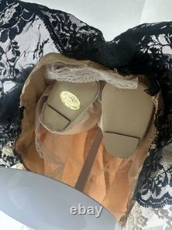 Poupée en porcelaine victorienne Corrine par Seymour Mann