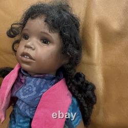 Poupée en porcelaine vintage 1992 Afro-Américaine Jahmelia par Frances Lynn