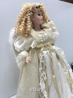 Poupée en porcelaine vintage 25 La collection Broadwey 0381/2400 Ange Espoir