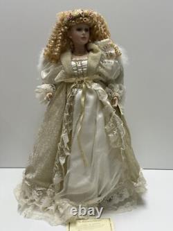 Poupée en porcelaine vintage 25 La collection Broadwey 0381/2400 Ange Espoir