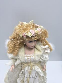 Poupée en porcelaine vintage 25 La collection Broadwey 0381/2400 Ange Espoir