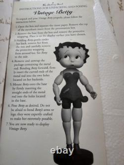 Poupée en porcelaine vintage Betty Boop 2005 Danbury Mint King Features NOS