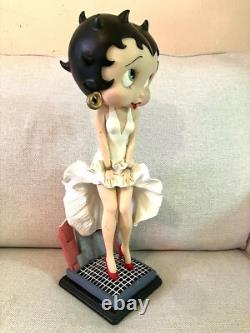 Poupée en porcelaine vintage Betty Boop Marilyn Monroe 18