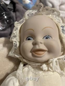 Poupée en porcelaine vintage à 3 faces, tête pivotante souriante, triste et endormie