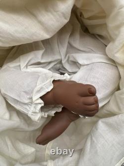 Poupée en porcelaine vintage de bébé afro-américain Donna Rubert de la Danbury Mint