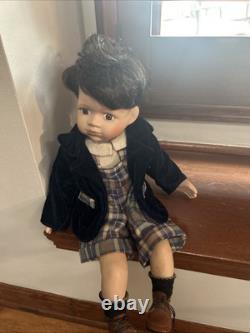Poupée en porcelaine vintage garçon et fille d'école