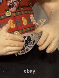 Poupée en porcelaine vintage hongroise grande 20 traditionnelle avec visage en porcelaine