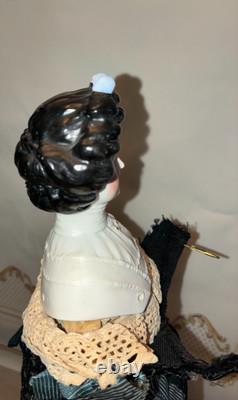 Poupée rare en porcelaine Parian Limbach, dame irlandaise, reine, cheveux hautement sculptés, 14 pouces