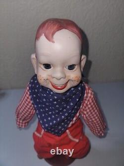 Poupée ventriloque en porcelaine Vintage Howdy Doody avec yeux dormants des années 1950