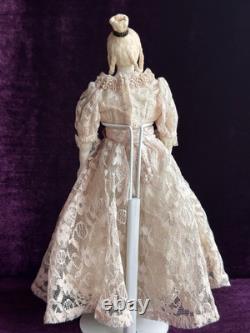 Poupée victorienne en porcelaine vintage de style parian 15