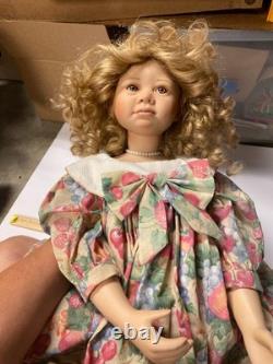 Poupée vintage Christine Orange en porcelaine 28 Hellen robe/chapeau Berry #923/1000