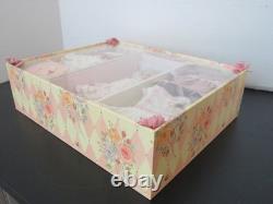 Poupée vintage Wendy Lawton Claire Jolie Moonlight & Magnolias, ensemble UFDC, état neuf, édition limitée 
 
<br/>
	