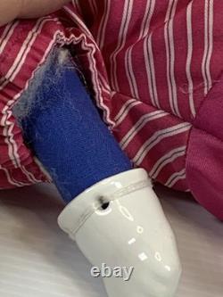 Poupée vintage en porcelaine Q-tee et support en métal 14 thème clown rose rare