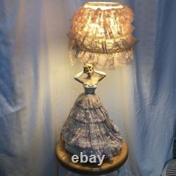 Poupée vintage en porcelaine de 16 pouces de hauteur, double lumière, entièrement d'origine et fonctionnelle