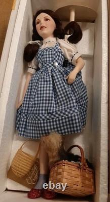 Poupées en porcelaine Franklin Heirloom de l'Étrange Magicien d'Oz : Dorothy et Toto