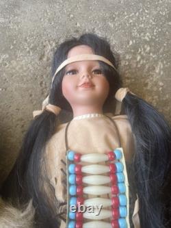 Poupées en porcelaine amérindiennes vintage, lot de 4, Danbury Mint, Ho Moi, 14 16