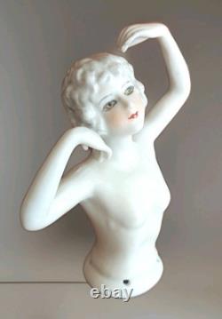 RARE Poupée en PORCELAINE ANCIENNE Grande de 5 pouces de hauteur Parfait État Années folles