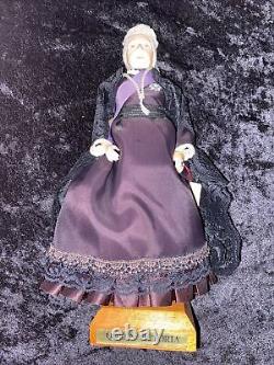 Rare Vintage Ann Parker Doll, Reine Victoria 11 Fabriqué En Angleterre
