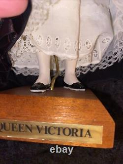 Rare Vintage Ann Parker Doll, Reine Victoria 11 Fabriqué En Angleterre