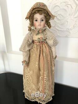 Reproduction Artisan Rare Vintage Doll Victorienne Par Louis Nichole