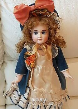 Reproduction De Collection At (andre Thuillier) Porcelaine Bisque Doll Par Jamie Englert