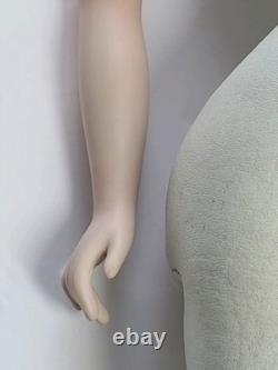 Reproduction F. G. Poupée en porcelaine vintage de mode française