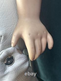 Reproduction Vintage de la Poupée Antique Française André Thuillier A. T. 18