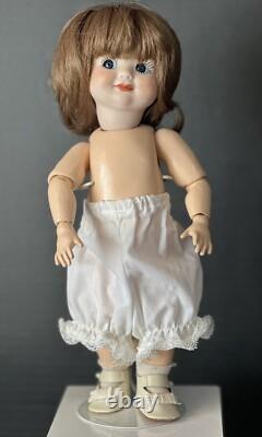 Reproduction vintage de la poupée Armand Marseille 323 aux yeux globuleux de 8 pouces avec tête en porcelaine