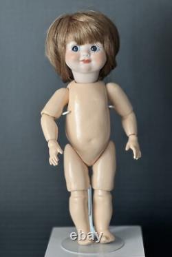 Reproduction vintage de la poupée Armand Marseille 323 aux yeux globuleux de 8 pouces avec tête en porcelaine