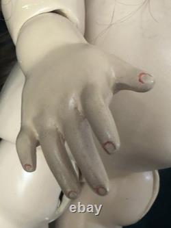 Reproduction vintage de la poupée antique française Andre Thuillier A. 14. T. 26