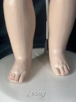 Reproduction vintage de la poupée antique française Andre Thuillier A. 14. T. 26