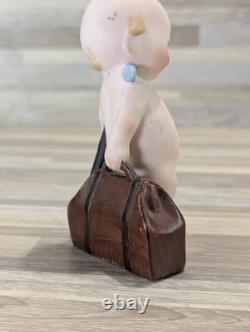 Rose O'Neill 1916 Valise Kewpie en Bisque avec Parapluie Allemagne 5 Pouces Signé