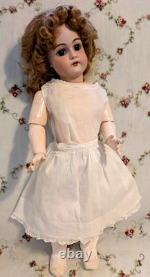 SUPERBE 17,5 HANDWERCK 79 Poupée allemande antique fabuleuse en biscuit, corps BJ et vêtements