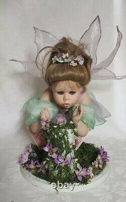 Show Stoppers Porcelain Misty Fairy Doll With Base Par Florence Maranuk