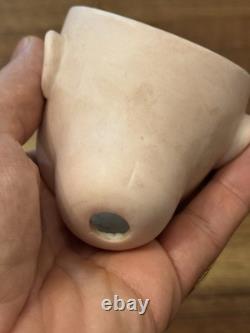 Tête de poupée en porcelaine antique jouet vintage taille 1 non signée