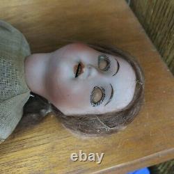 Très Rare Antique William Goebel Porcelaine 12 Child’s Doll Marked Allemagne