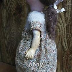 Très Rare Antique William Goebel Porcelaine 12 Child’s Doll Marked Allemagne