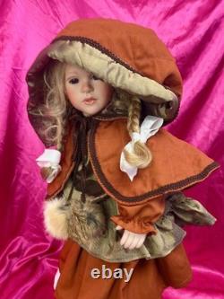 Ute Kase Lepp GERDA Poupée d'Art LE #14/20 Bisque Allemande Costume Folklorique Fourrure Signée