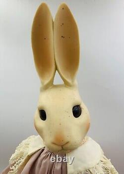 VINTAGE WENDY BRENT Shellina la Princesse de Pâques LAPIN PORCELAINE MUSICALE 1986