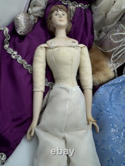 VTG 1977-1984 Poupées en porcelaine exclusives de Yield House ROMEO JULIET (Lot de 5)