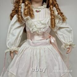 VTG Grande 2004 AEL Kathy Smith Fitzpatrick Poupée en Porcelaine Geneviève 28 Pouces de Haut