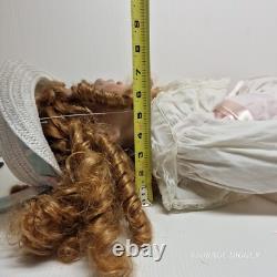 VTG Grande 2004 AEL Kathy Smith Fitzpatrick Poupée en Porcelaine Geneviève 28 Pouces de Haut