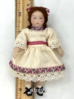 Vintage 112 Poupée Miniature de Fille Artisanale en Porcelaine 4 Posable